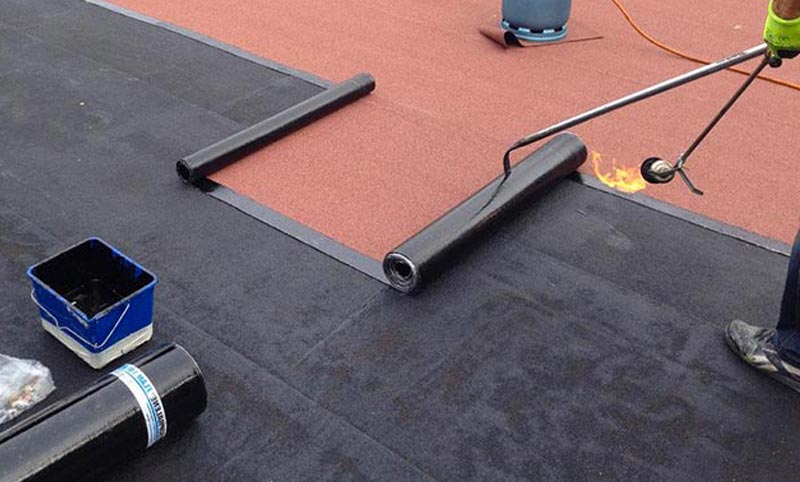 Étanchéité toit plat terrasse - PROKEMPER COUVERTURE : artisan couvreur étancheur à Quimper et dans un rayon de 70 km aux alentours dans le Finistère (29): Etanchéité toit plat terrasse par membrane bitumeuse. Artisan couvreur … iIntervention sur QUIMPER et dans un rayon de 70 km aux alentours, dans le Finistère (29).